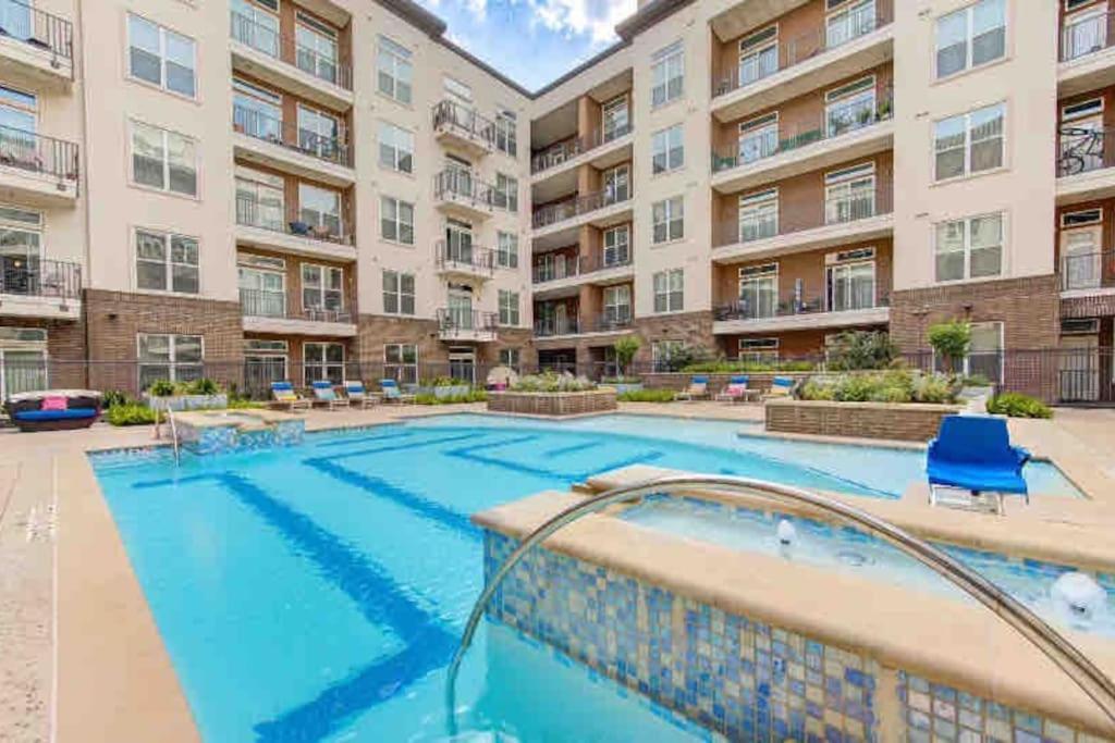 Fancy Apt Downtown. Pool. Gym. Lounge. Pet Ok Houston Kültér fotó